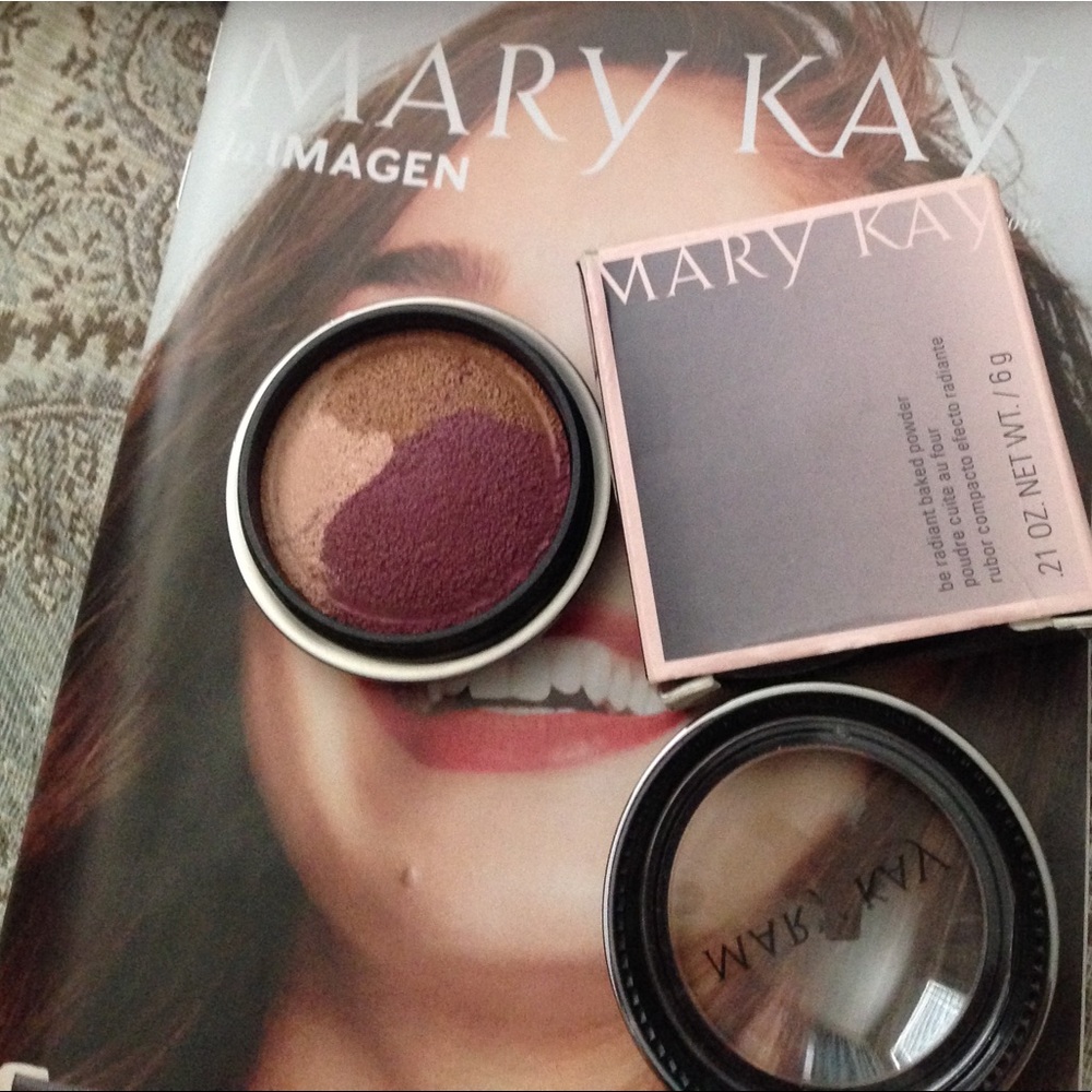 mary kay be radiant baked power